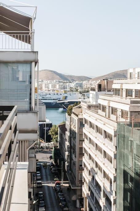 Piraeus Deluxe 2Bdr Apt - Near Metro And Port Экстерьер фото